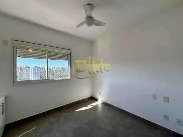 Apartamento para alugar com 2 quartos, 81m² - Foto 15