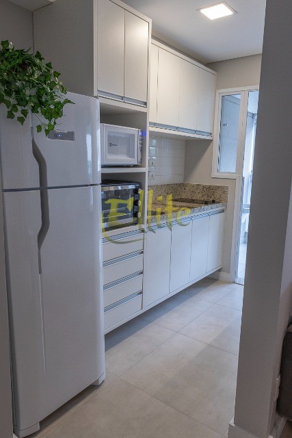 Apartamento à venda com 2 quartos, 56m² - Foto 8