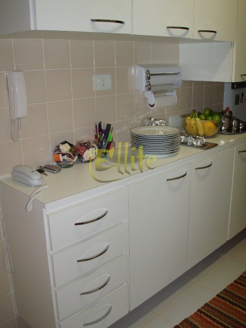 Apartamento para alugar com 2 quartos, 80m² - Foto 10