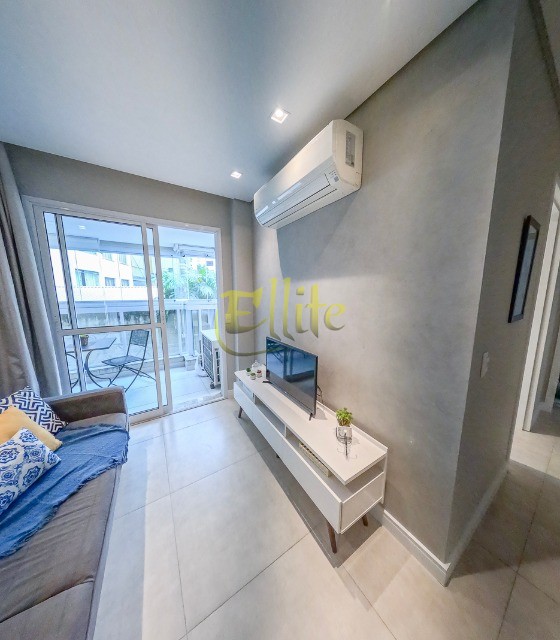 Apartamento à venda com 2 quartos, 56m² - Foto 18