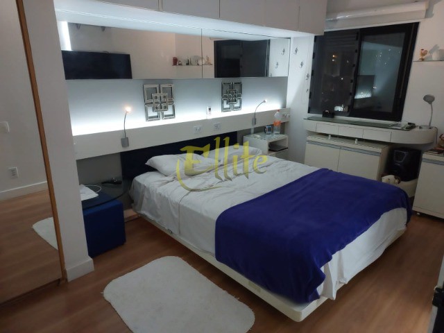 Apartamento à venda com 2 quartos, 75m² - Foto 10