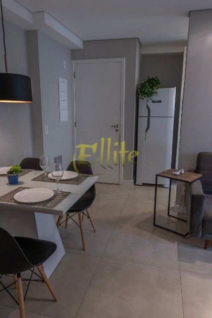 Apartamento à venda com 2 quartos, 56m² - Foto 19