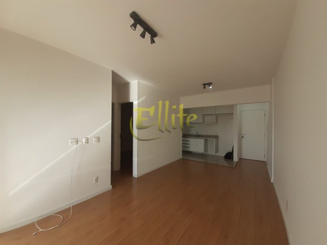 Apartamento para alugar com 2 quartos, 67m² - Foto 2