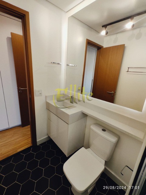 Apartamento para alugar com 2 quartos, 68m² - Foto 41