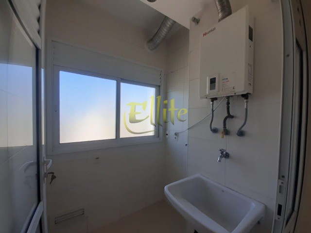 Apartamento para alugar com 2 quartos, 67m² - Foto 14