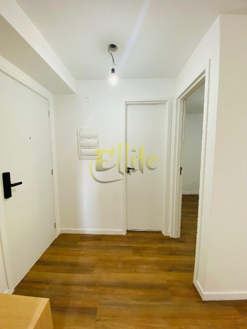 Apartamento para alugar com 2 quartos, 39m² - Foto 7