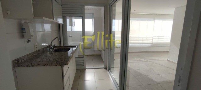 Apartamento para alugar com 2 quartos, 70m² - Foto 2