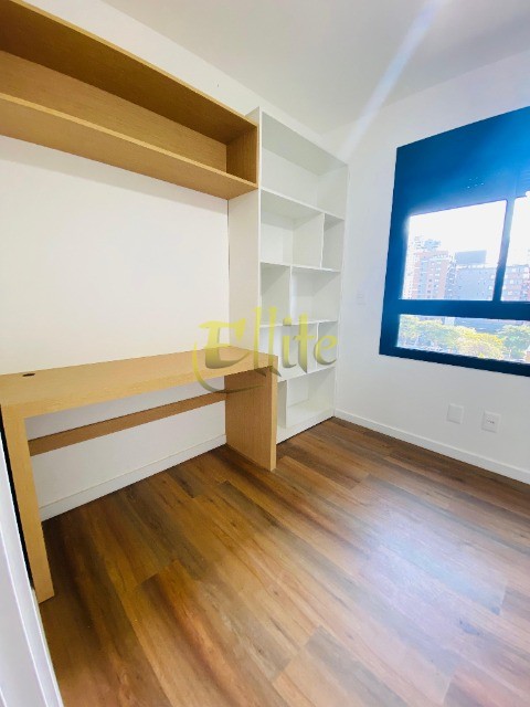 Apartamento para alugar com 2 quartos, 39m² - Foto 8