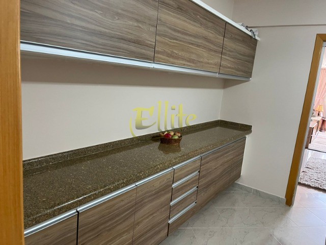 Apartamento para alugar com 3 quartos, 156m² - Foto 7