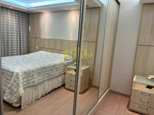 Apartamento para alugar com 3 quartos, 156m² - Foto 14