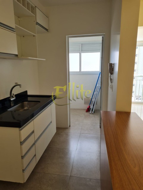 Apartamento para alugar com 2 quartos, 55m² - Foto 4