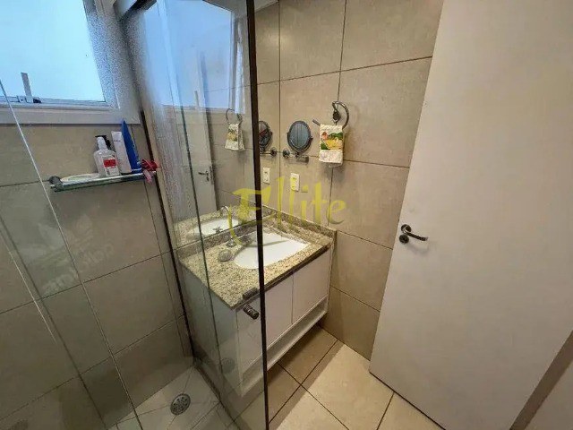 Apartamento para alugar com 2 quartos, 84m² - Foto 25