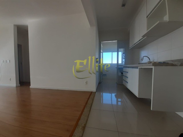 Apartamento para alugar com 2 quartos, 67m² - Foto 5