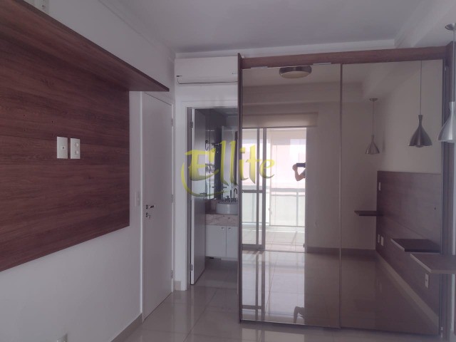 Apartamento para alugar com 1 quarto, 52m² - Foto 14