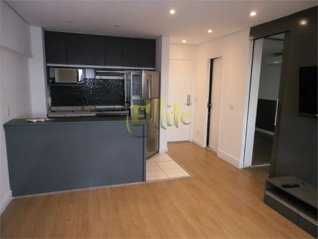 Apartamento para alugar com 1 quarto, 51m² - Foto 6