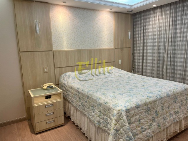 Apartamento para alugar com 3 quartos, 156m² - Foto 15