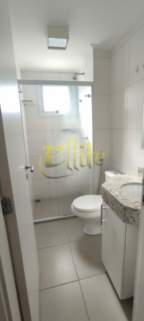 Apartamento para alugar com 2 quartos, 70m² - Foto 11