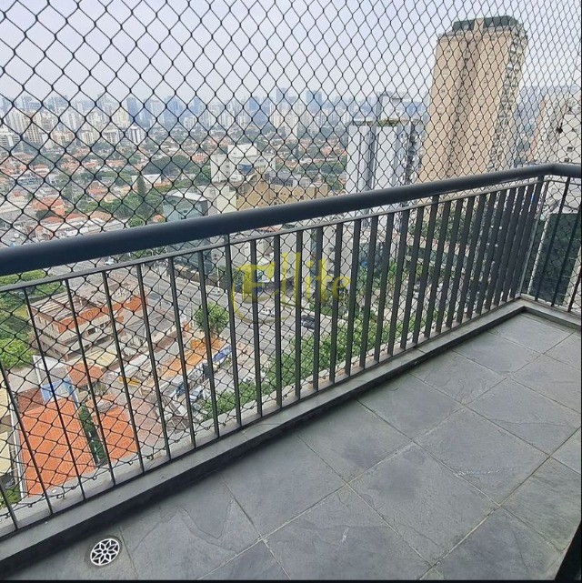 Apartamento para alugar com 3 quartos, 98m² - Foto 2