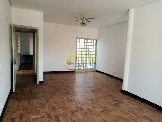 Casa à venda e aluguel com 4 quartos, 235m² - Foto 27