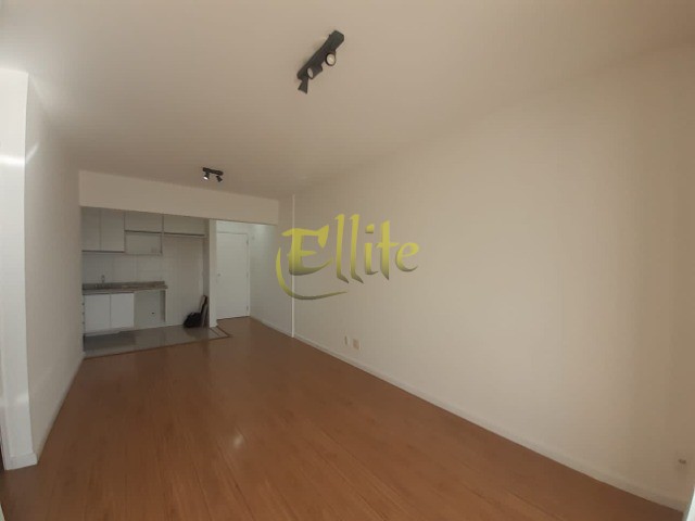 Apartamento para alugar com 2 quartos, 67m² - Foto 4