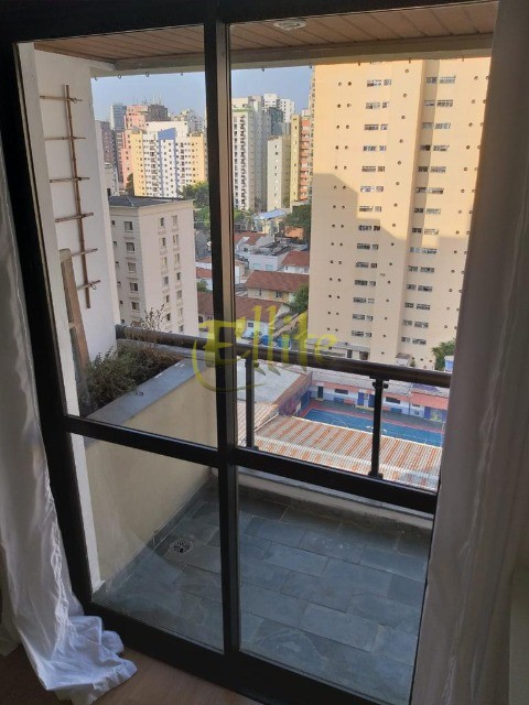 Apartamento para alugar com 1 quarto, 42m² - Foto 4