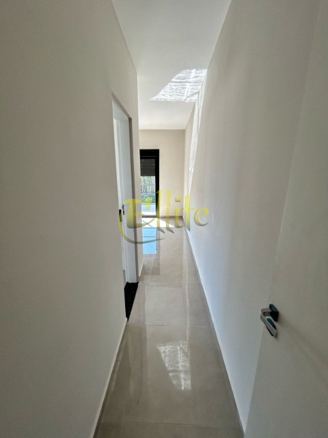 Casa à venda com 3 quartos, 250m² - Foto 25