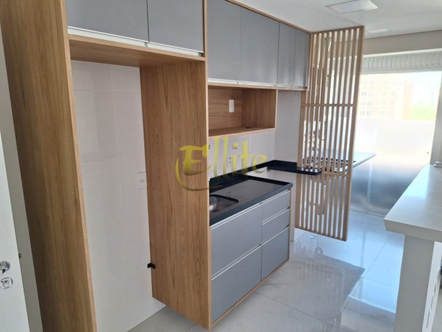 Apartamento à venda com 2 quartos, 61m² - Foto 2