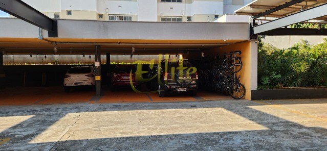 Apartamento para alugar com 2 quartos, 70m² - Foto 23