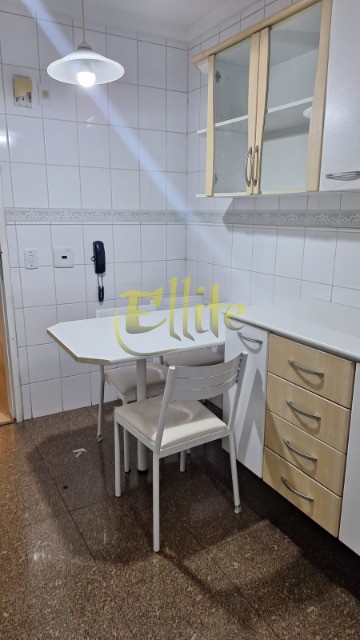 Apartamento para alugar com 2 quartos, 98m² - Foto 15