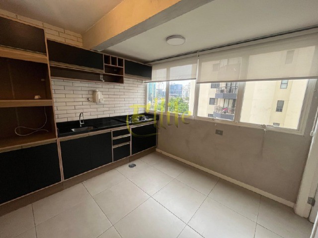 Apartamento para alugar com 2 quartos, 127m² - Foto 9