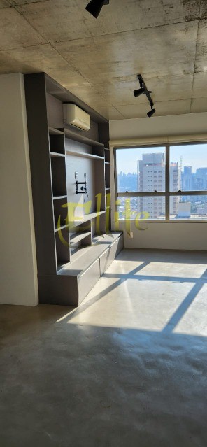 Apartamento para alugar com 2 quartos, 70m² - Foto 2