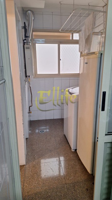 Apartamento para alugar com 2 quartos, 98m² - Foto 17