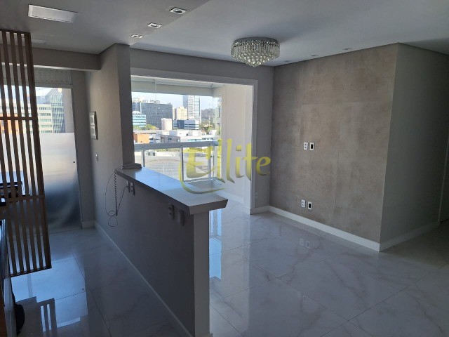 Apartamento à venda com 2 quartos, 61m² - Foto 1