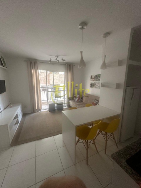 Apartamento para alugar com 1 quarto, 37m² - Foto 6