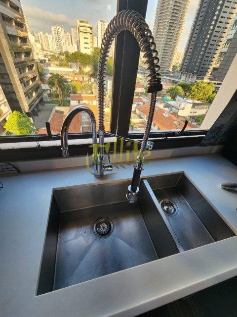 Apartamento à venda e aluguel com 2 quartos, 160m² - Foto 9