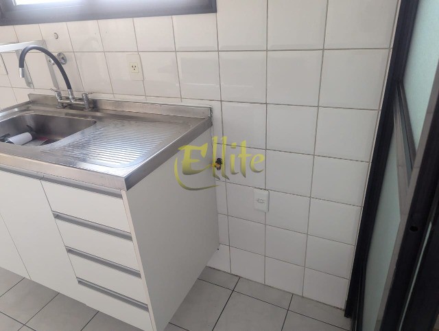 Apartamento para alugar com 2 quartos, 65m² - Foto 10