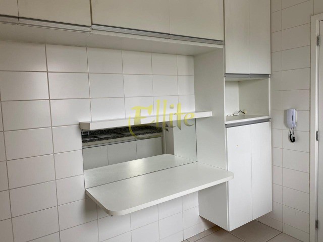 Apartamento para alugar com 3 quartos, 85m² - Foto 17