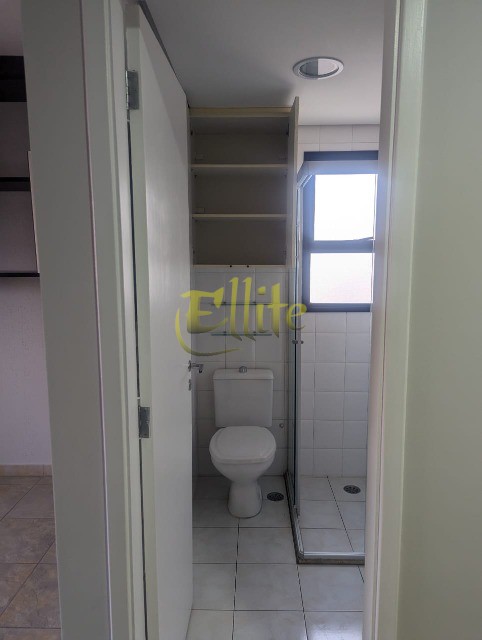 Apartamento para alugar com 2 quartos, 65m² - Foto 48