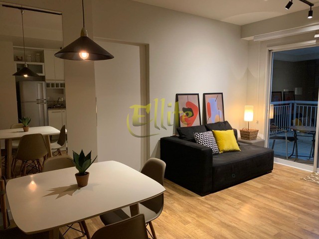 Apartamento para alugar com 1 quarto, 50m² - Foto 2