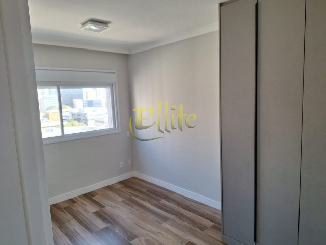 Apartamento à venda com 2 quartos, 61m² - Foto 9