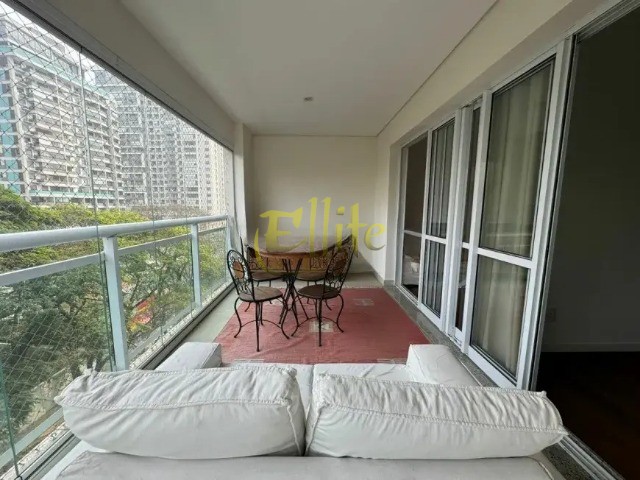 Apartamento para alugar com 2 quartos, 72m² - Foto 7