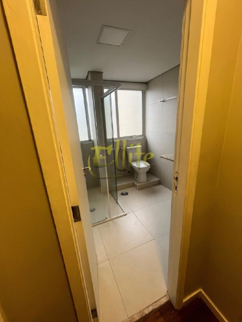 Apartamento para alugar com 2 quartos, 127m² - Foto 35