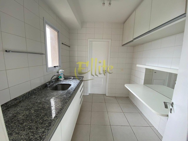 Apartamento para alugar com 3 quartos, 85m² - Foto 15