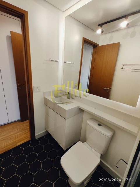 Apartamento para alugar com 2 quartos, 68m² - Foto 35