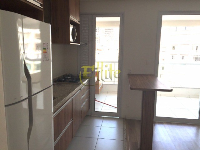 Apartamento à venda e aluguel com 2 quartos, 82m² - Foto 3