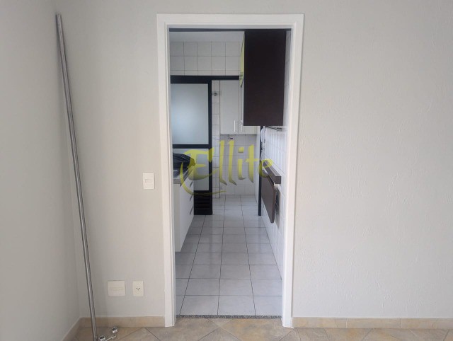 Apartamento para alugar com 2 quartos, 65m² - Foto 24