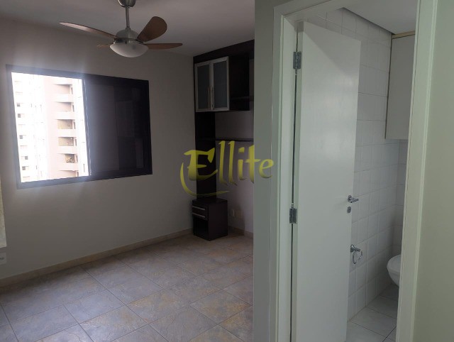 Apartamento para alugar com 2 quartos, 65m² - Foto 49