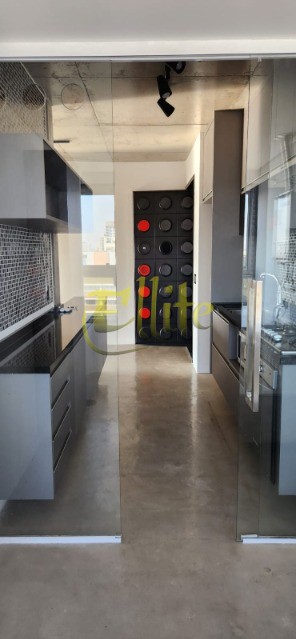 Apartamento para alugar com 2 quartos, 70m² - Foto 7