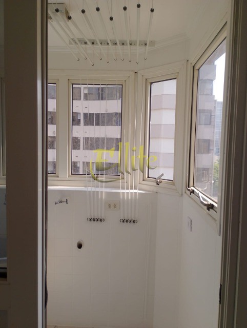 Apartamento para alugar com 1 quarto, 35m² - Foto 8