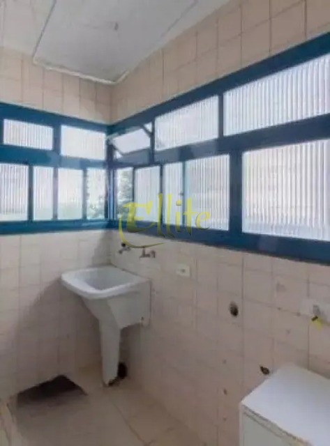 Apartamento para alugar com 2 quartos, 70m² - Foto 10